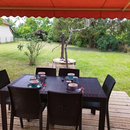 Maison De Campagne Avec Terrain Vallon-en-Sully Экстерьер фото