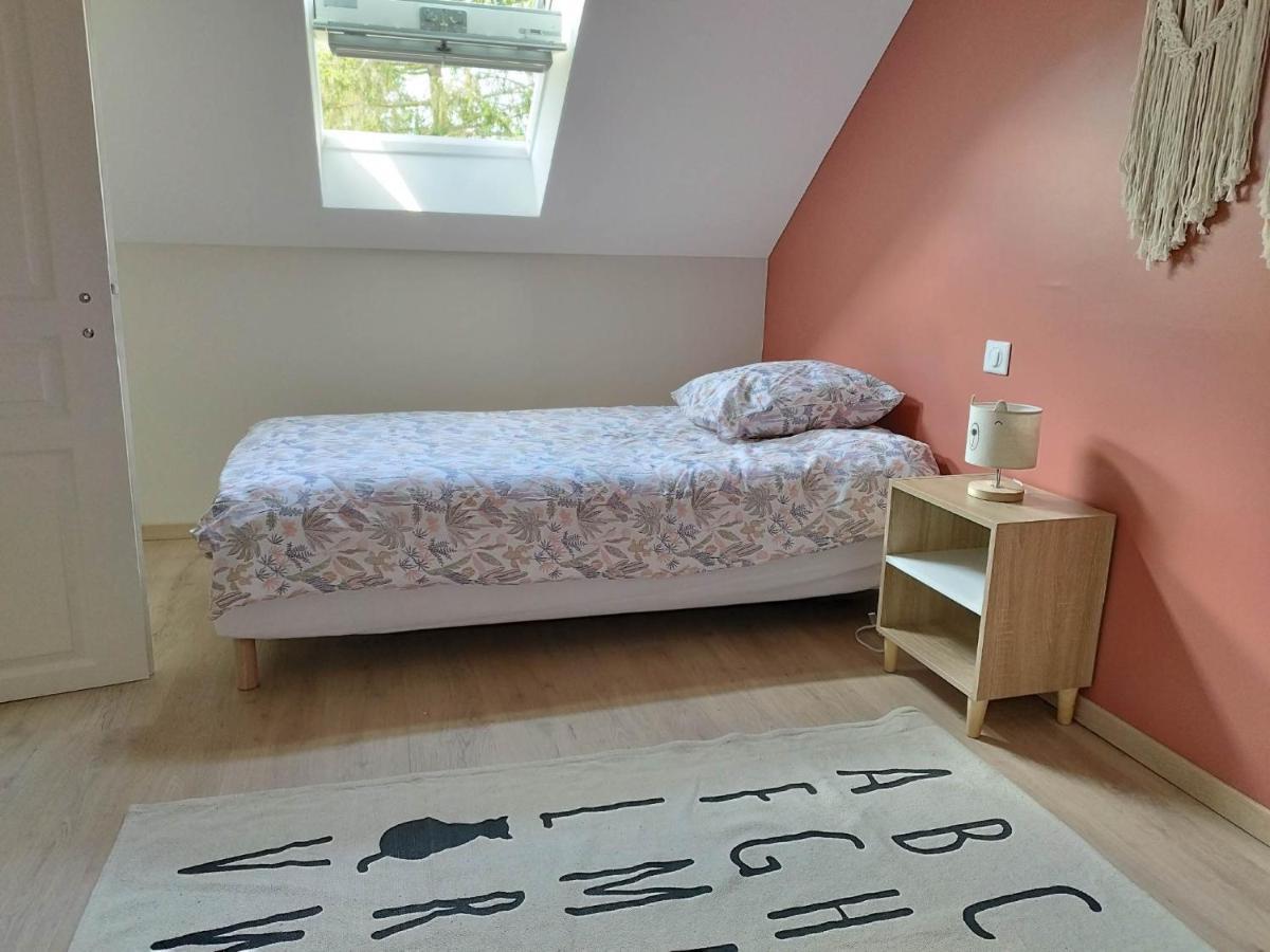 Maison De Campagne Avec Terrain Vallon-en-Sully Экстерьер фото