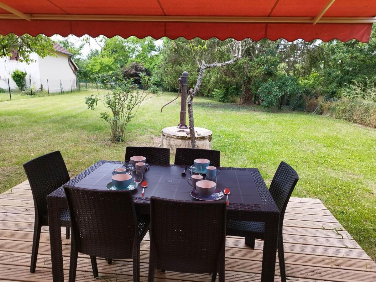 Maison De Campagne Avec Terrain Vallon-en-Sully Экстерьер фото